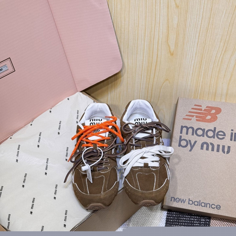 Miu Miu Casual Shoes